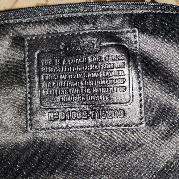 Coach - Picture 6 of 6